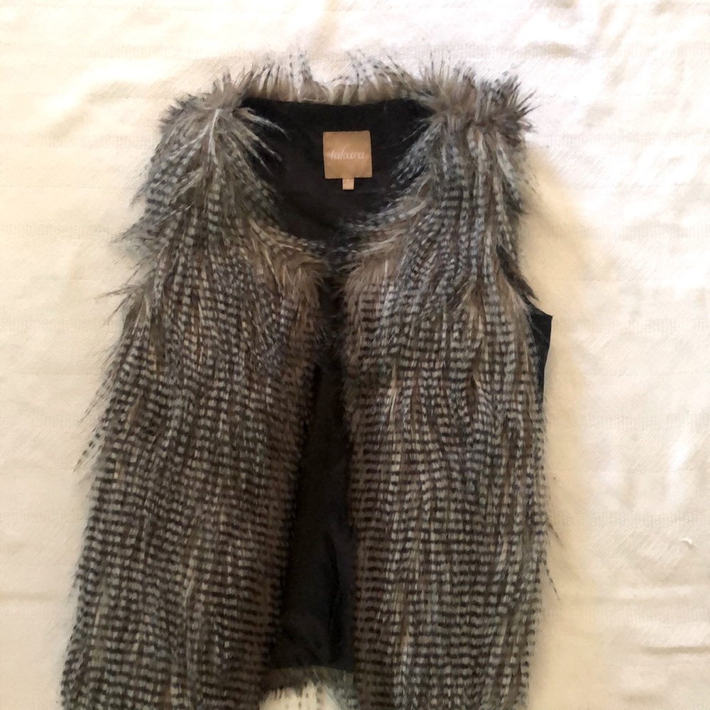 Fur vest